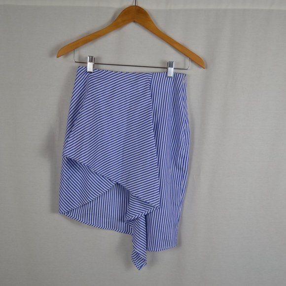 J.O.A. Dresses & Skirts - J.O.A asymmetrical mini skirt